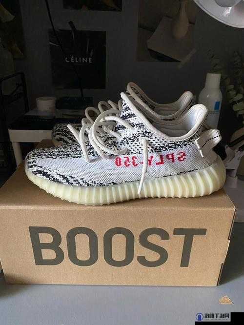 探索 Yeezy380 蜜桃粉和白色：时尚潮流新密码解读