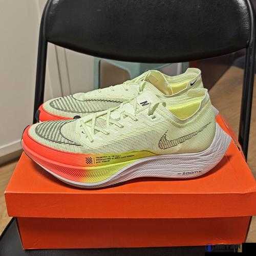 Nike Zoom Vaporfly Elite 引领顶级跑鞋潮流