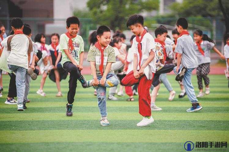 输了让同学玩全部位置游戏：一场别样的校园友谊竞赛